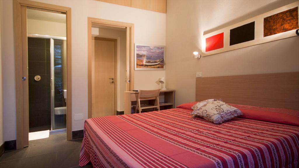 La Sella Del Diavolo Guest House Cagliari Exterior photo